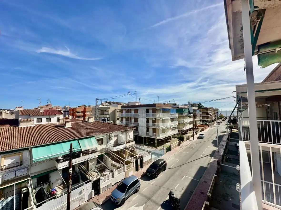 Außenansicht von Wohnungen zum Verkauf in Santa Pola mit Heizung, Terrasse und Abstellraum