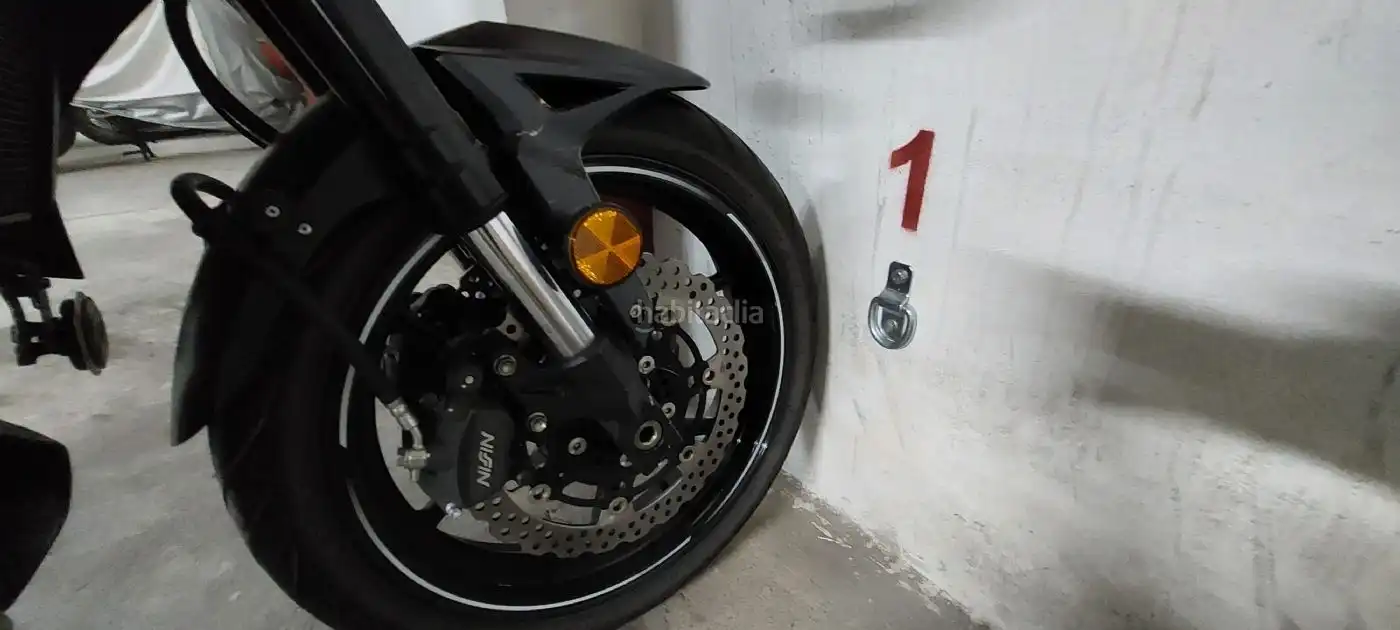 Motorradstellplatz zur Miete in Calle Cervantes 11, imagen 7