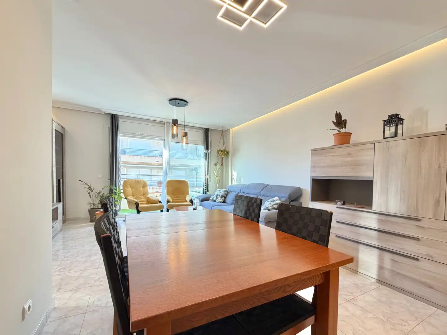 Living room of Flat for sale in Calafell  with Air Conditioner, Heating and Furnished