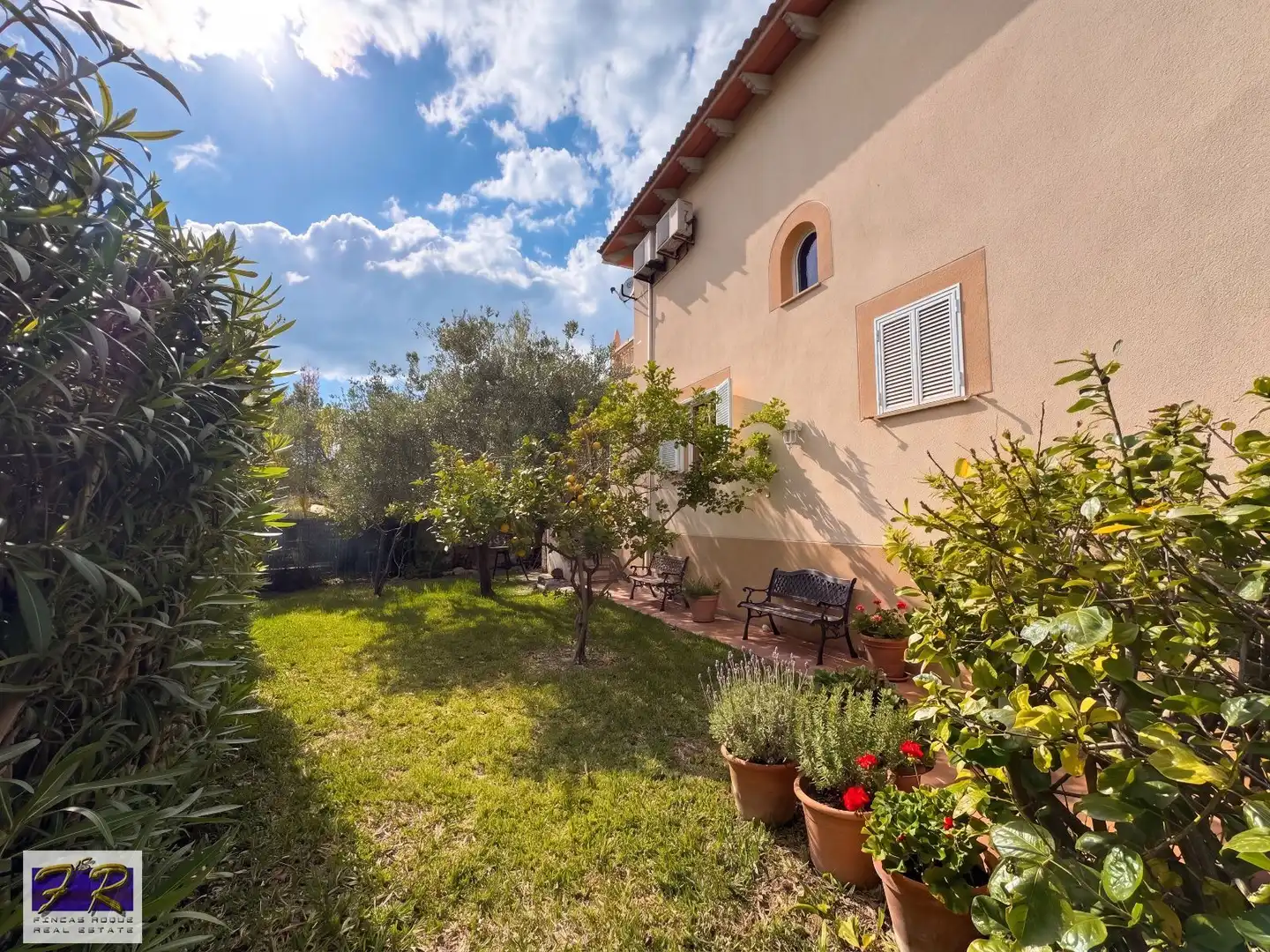 Garden of Houses for sale in Alcúdia  with Air Conditioner, Terrace and Storage room