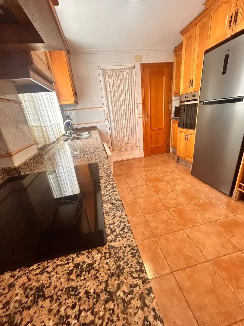 Cocina de Casa o chalet en venta en Elche / Elx con Aire acondicionado, Jardín privado y Terraza