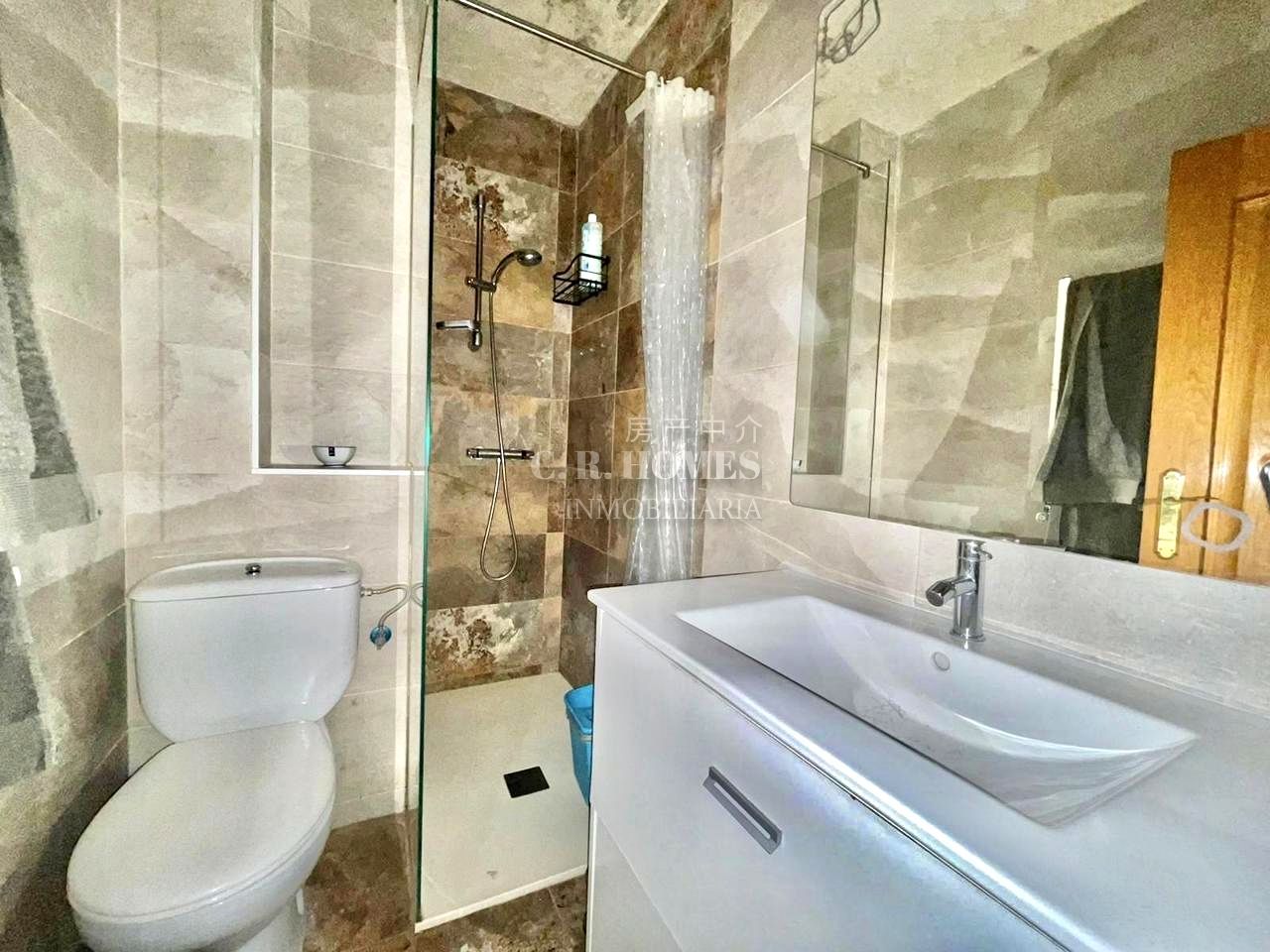 Baño de Planta baja en venta en Getafe con Calefacción