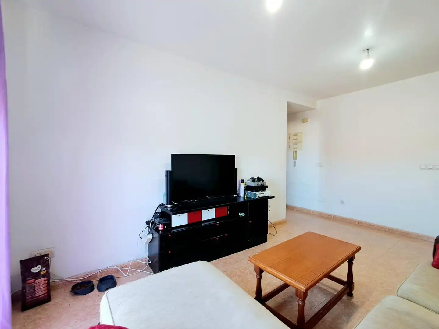 Sala de estar de Apartamento en venta en Águilas con Amueblado y Balcón