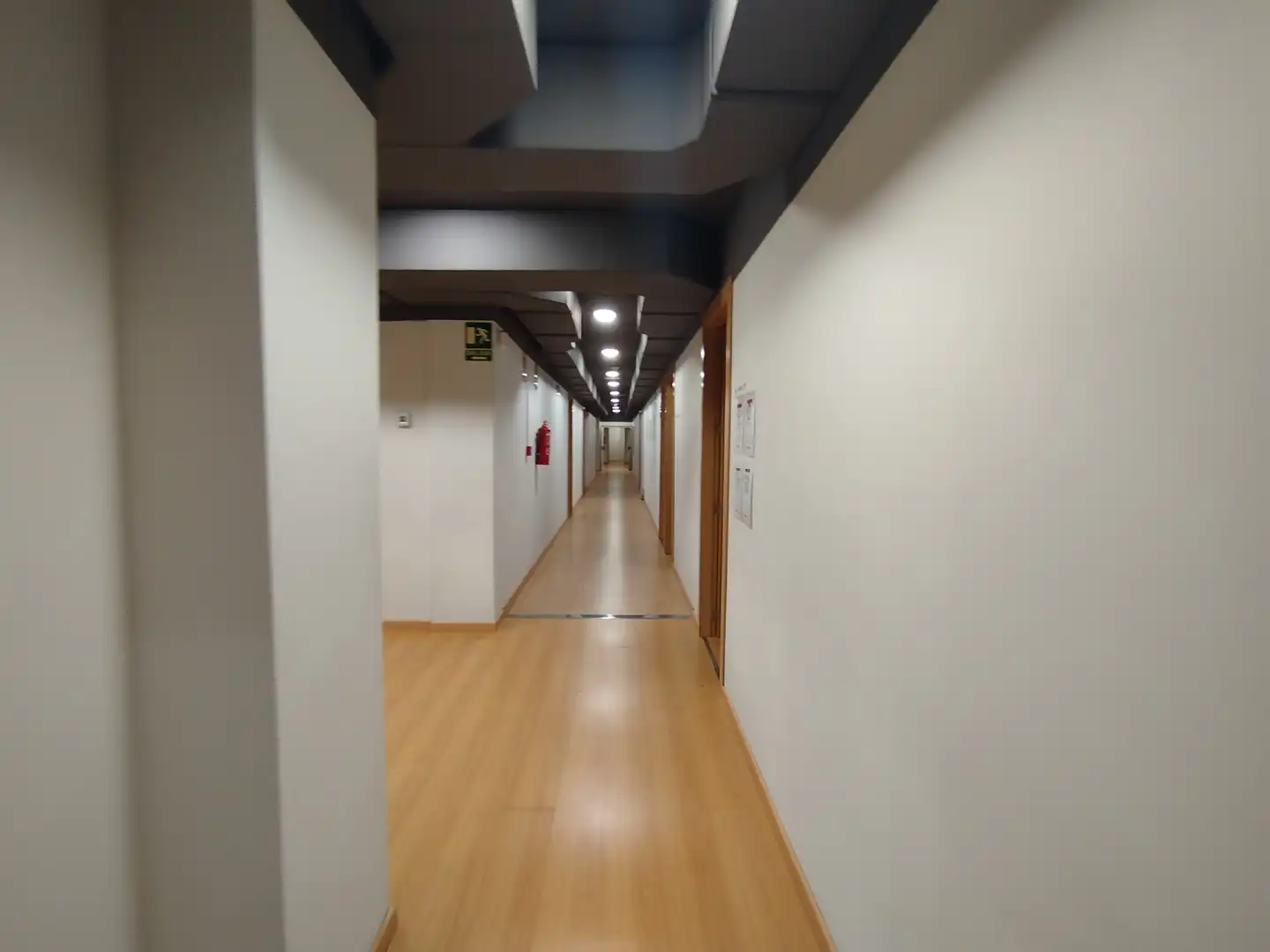 Commercial properties for sale in Castellón de la Plana / Castelló de la Plana  with Air Conditioner, Parquet flooring and Furnished