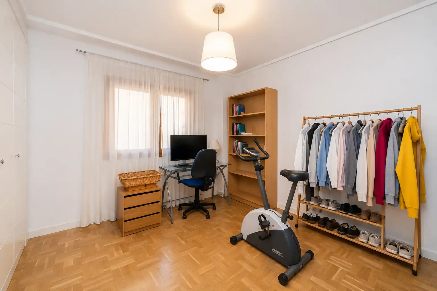 Habitación de Piso en venta en Pozuelo de Alarcón con Aire acondicionado, Calefacción y Jardín privado