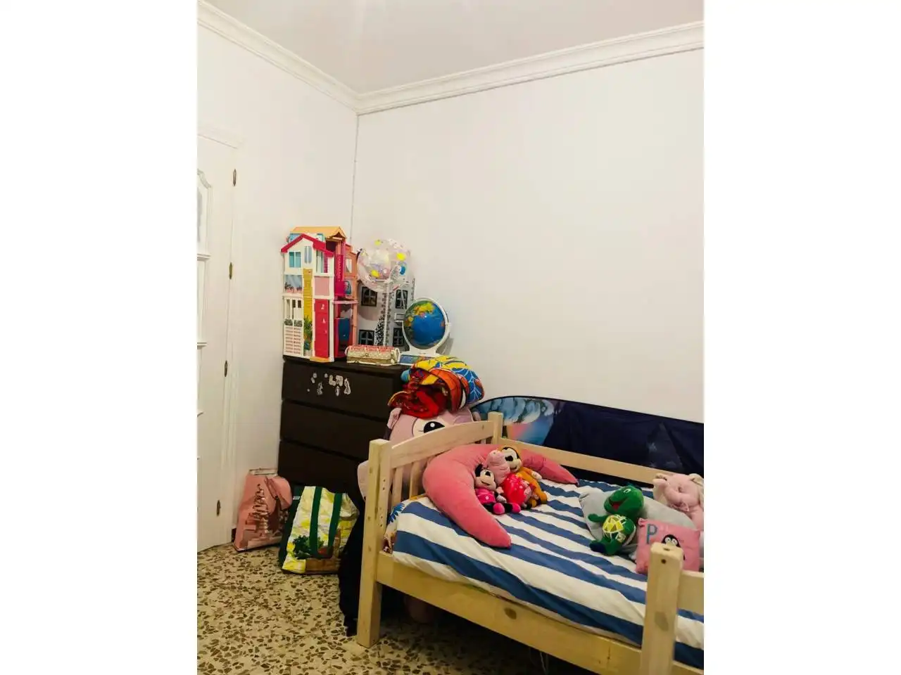 Dormitori de Dúplex en venda en Estepona amb Aire condicionat, Terrassa i Moblat