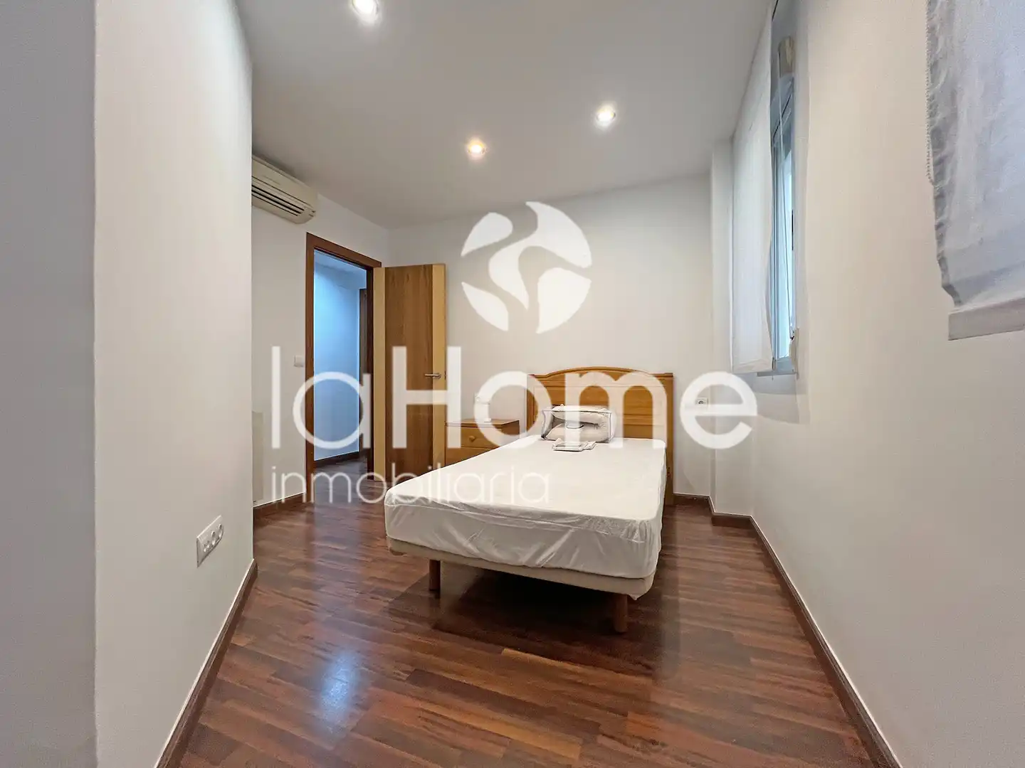 Habitación de Piso de alquiler en Valencia con Aire acondicionado, Calefacción y Parquet