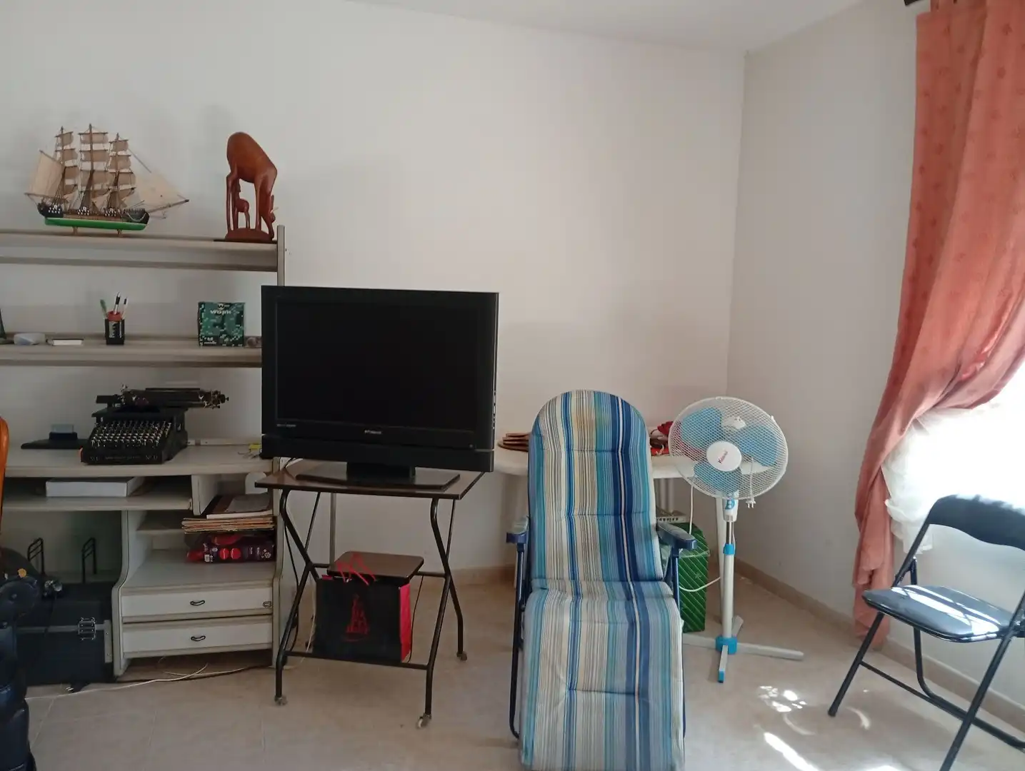 Living room of Houses for sale in Talaveruela de la Vera  with Private garden