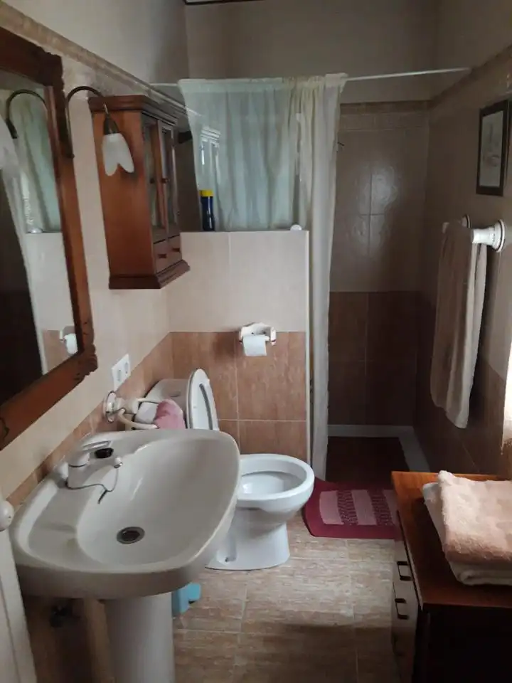 Bathroom of Houses for sale in Nueva Carteya  with Air Conditioner, Heating and Parquet flooring