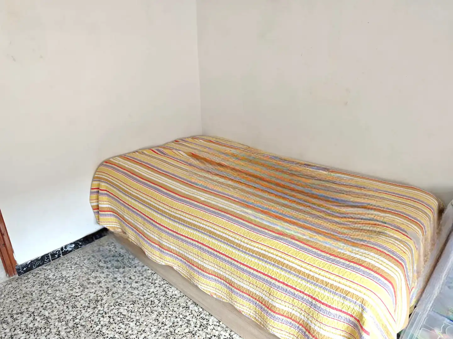 Habitación de Casa adosada en venta en Totana, Murcia