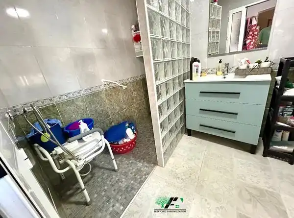 Bany de Casa o xalet en venda en Begíjar amb Aire condicionat