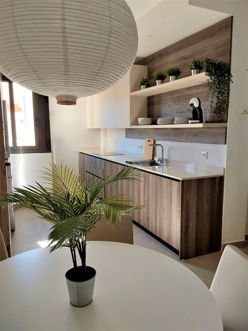 Cocina de Apartamento de alquiler en  Almería Capital con Aire acondicionado, Terraza y Amueblado