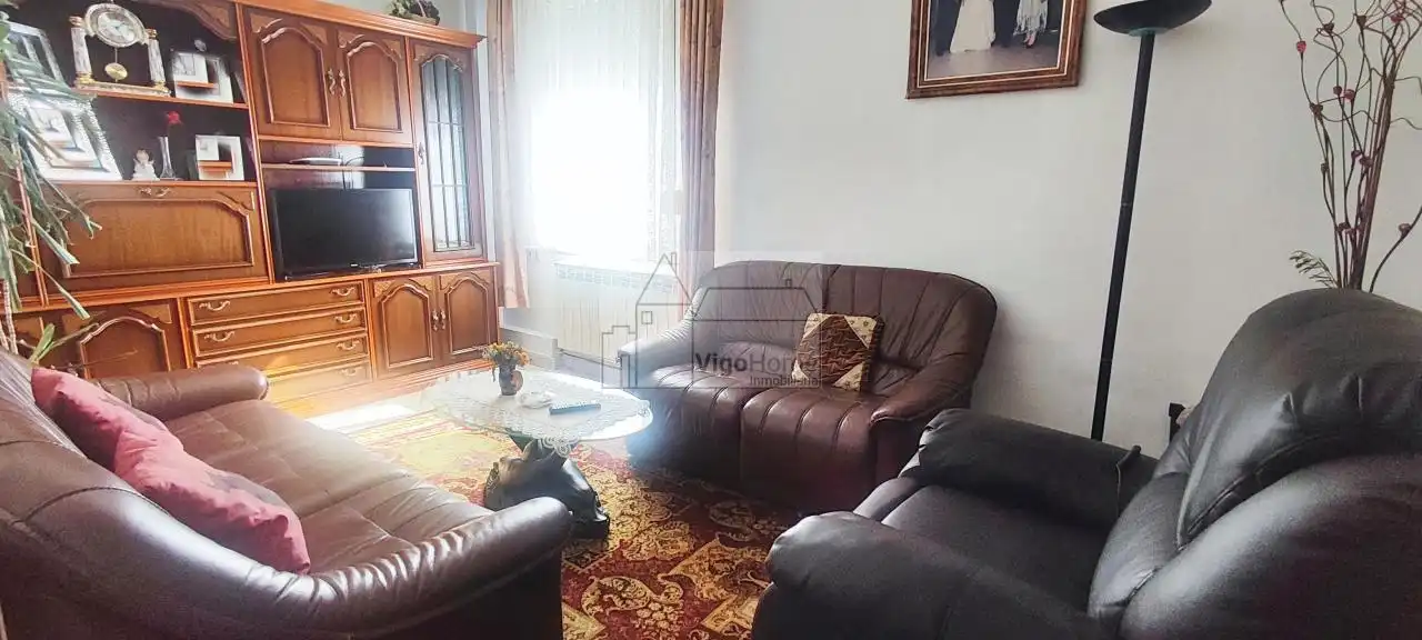 Sala de estar de Casa o chalet en venta en Vigo  con Calefacción, Jardín privado y Terraza