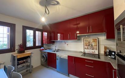 Kitchen of Duplex for sale in Alcalá de Henares  with Air Conditioner and Heating