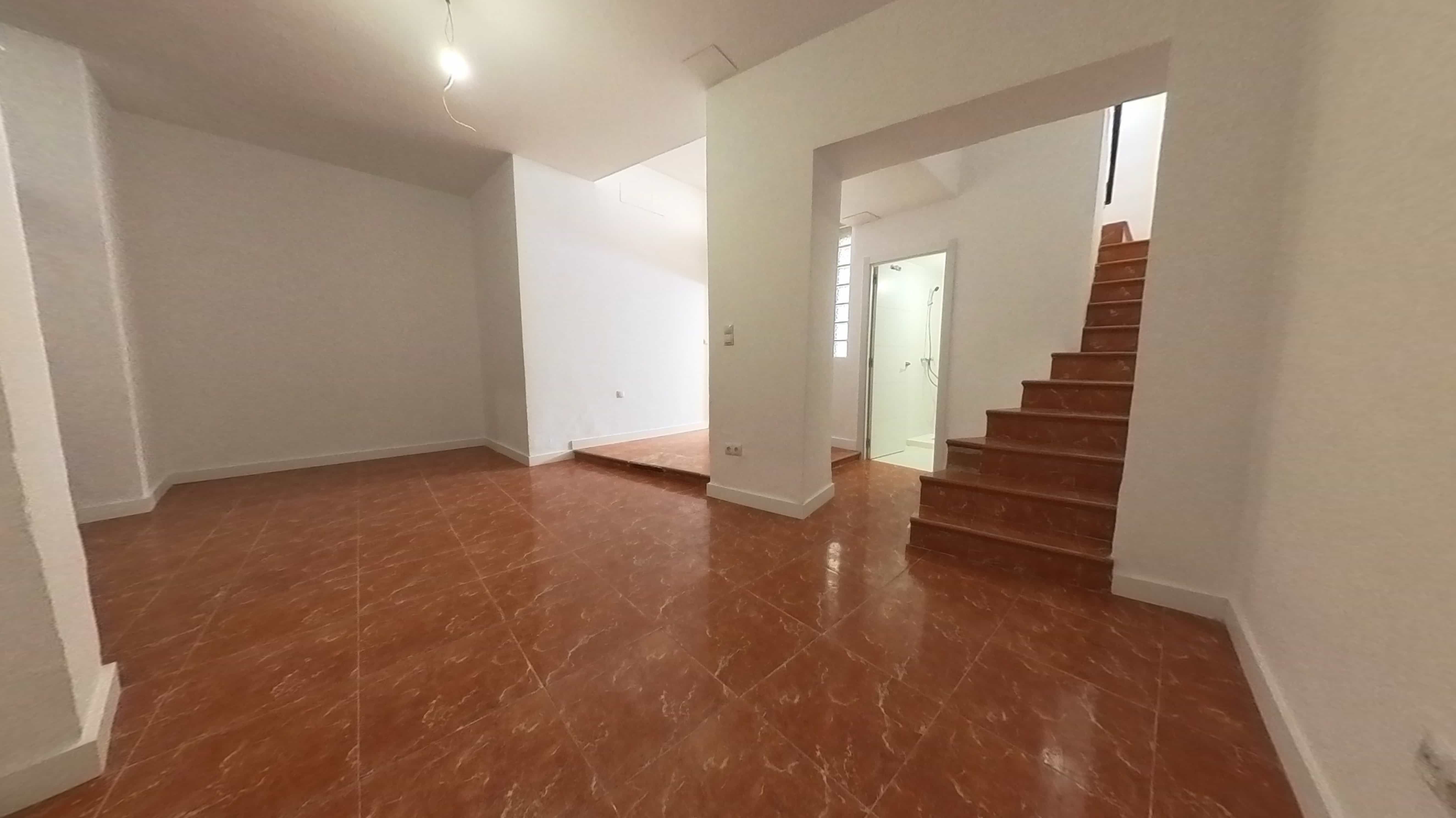 Single-family semi-detached for sale in Sagunto / Sagunt  with Terrace and Balcony