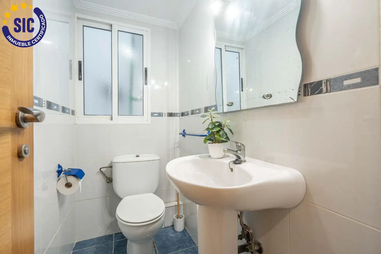 Bany de Apartament en venda en Sueca amb Terrassa i Balcó
