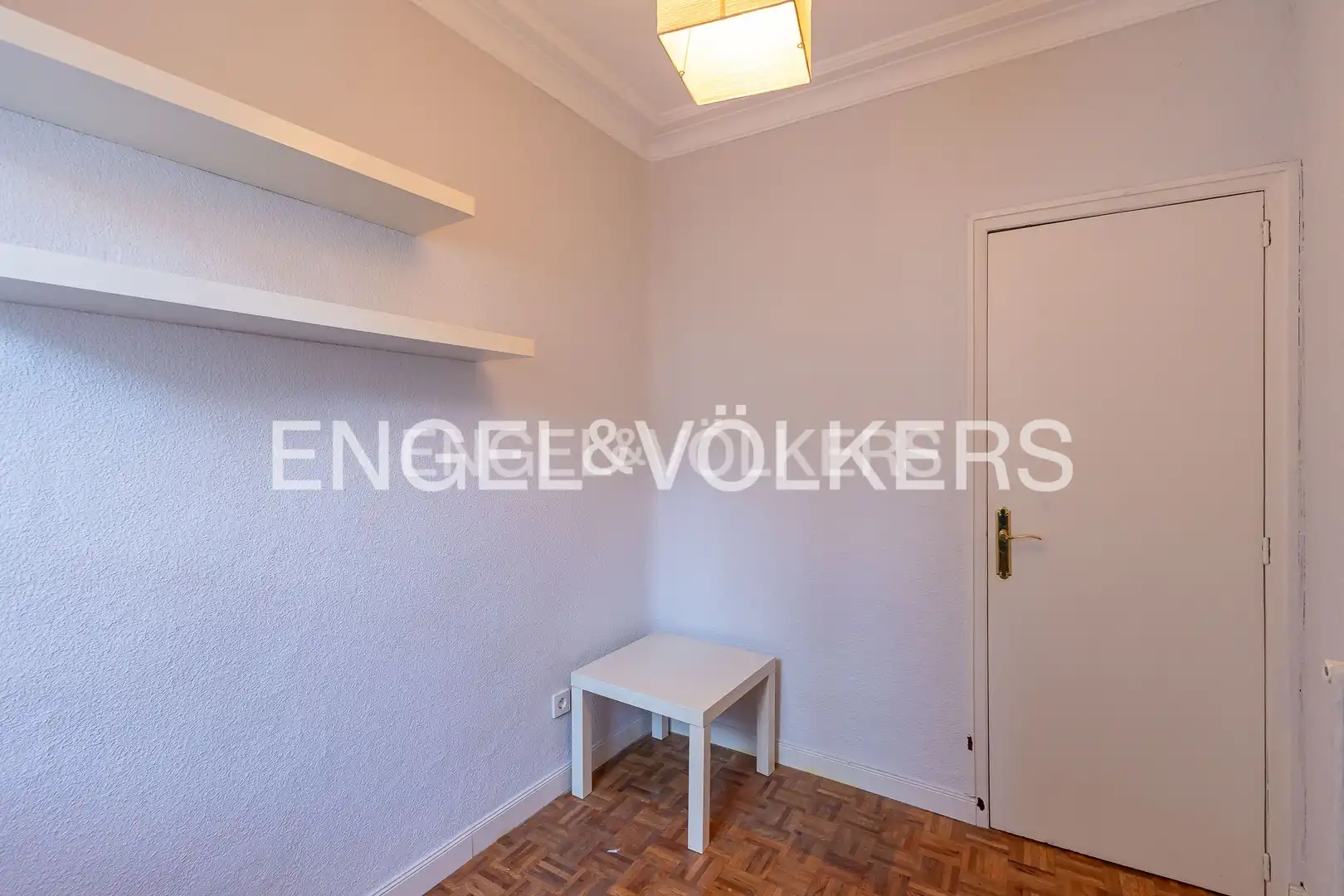 Bedroom of Flat for rent in Tetuán