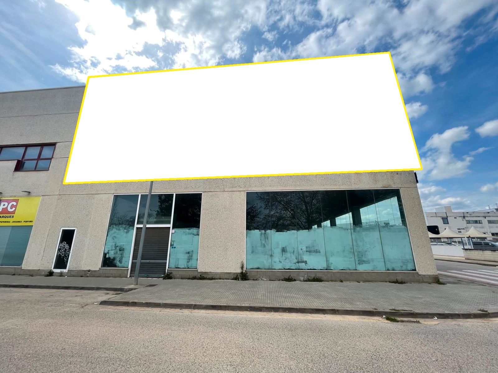 Exterior view of Industrial buildings to rent in Salt  with Alarm
