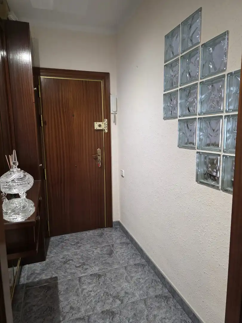 Wohnung zum Verkauf in Cornellà de Llobregat mit Klimaanlage, Heizung und Möbliert