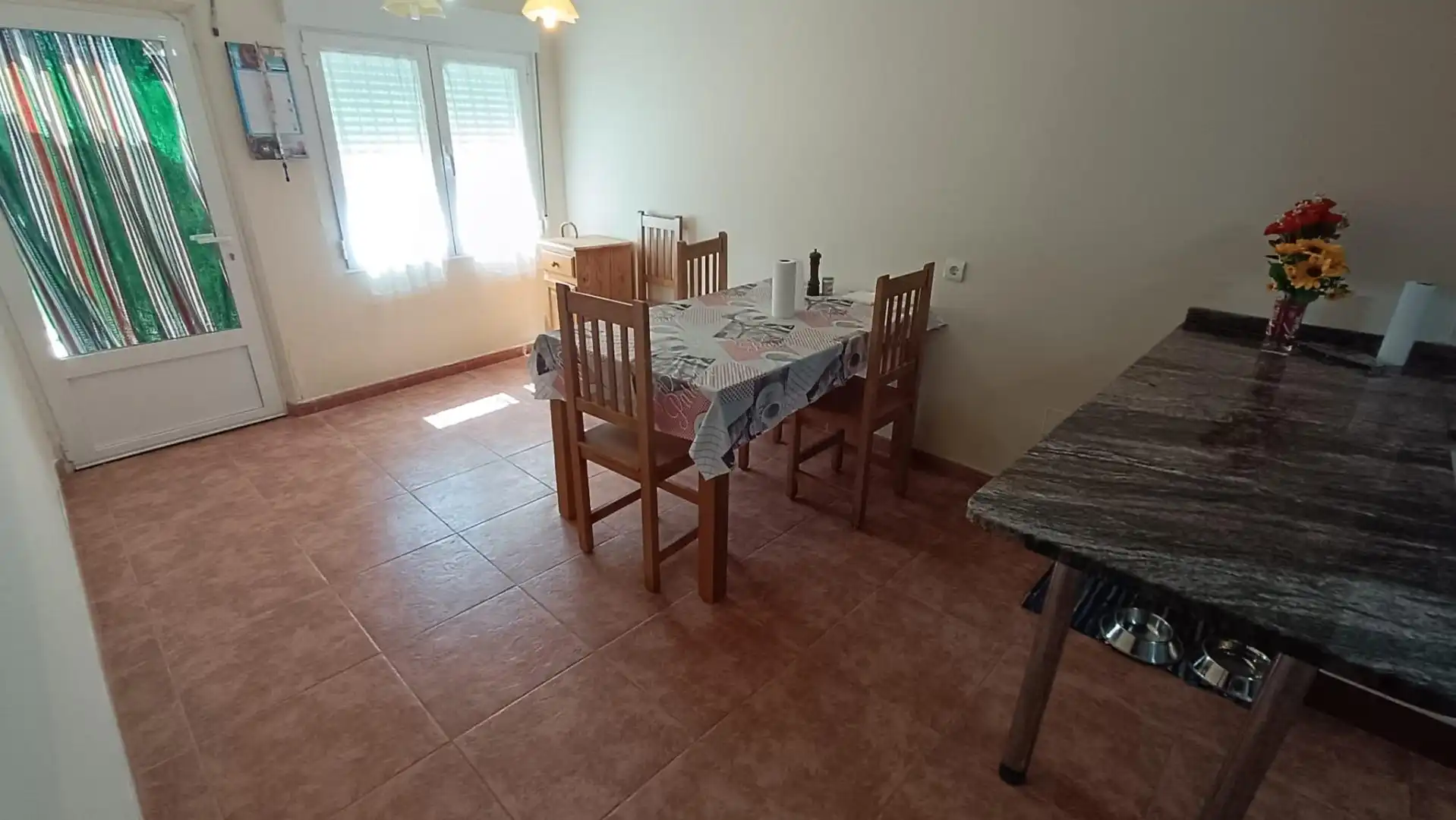 Casa amb terrassa en venda a Morales del Vino, imagen 9