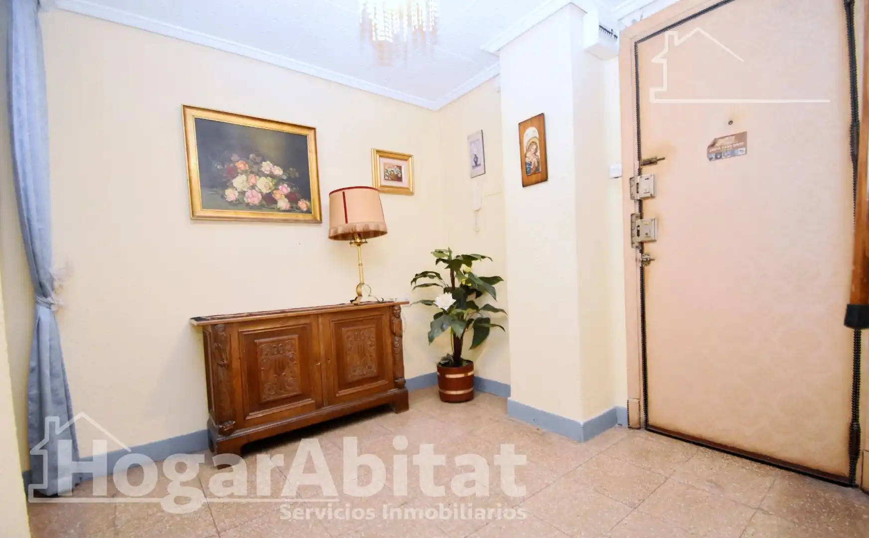 Habitación de Piso en venta en Valencia con Aire acondicionado, Terraza y Trastero