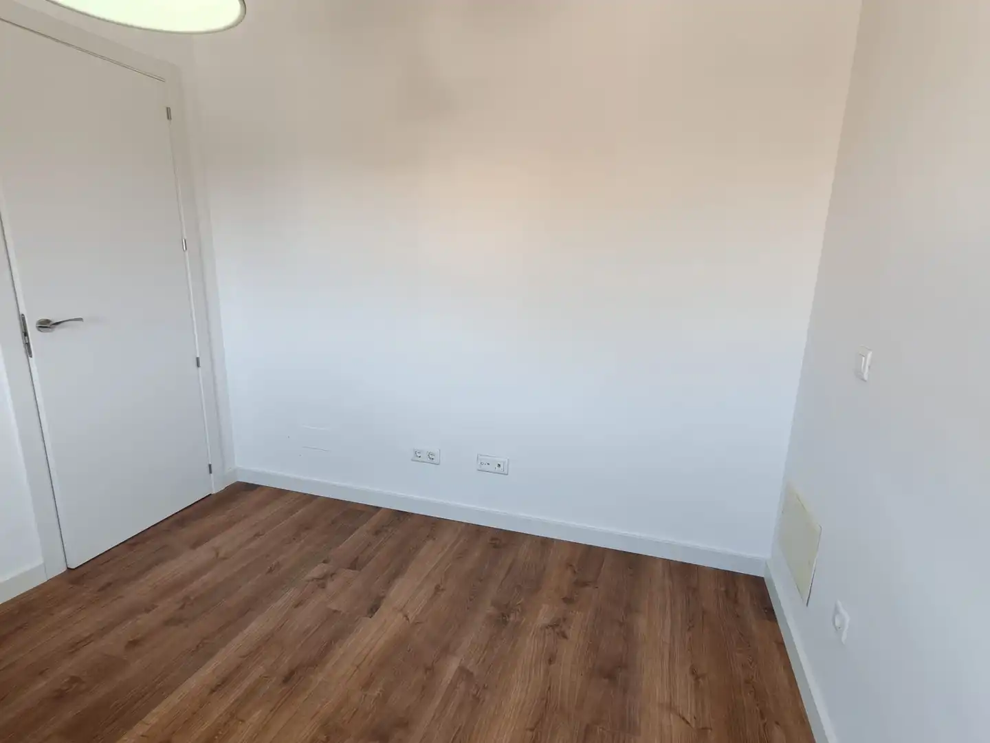 Casa adosada en venta en Barcience con Calefacción, Jardín privado y Amueblado
