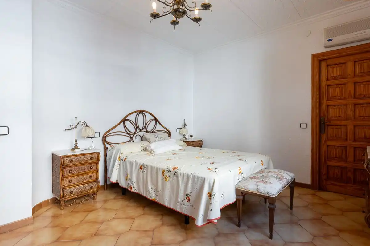 Schlafzimmer von Country house zum Verkauf in Mogente / Moixent mit Klimaanlage, Heizung und Terrasse
