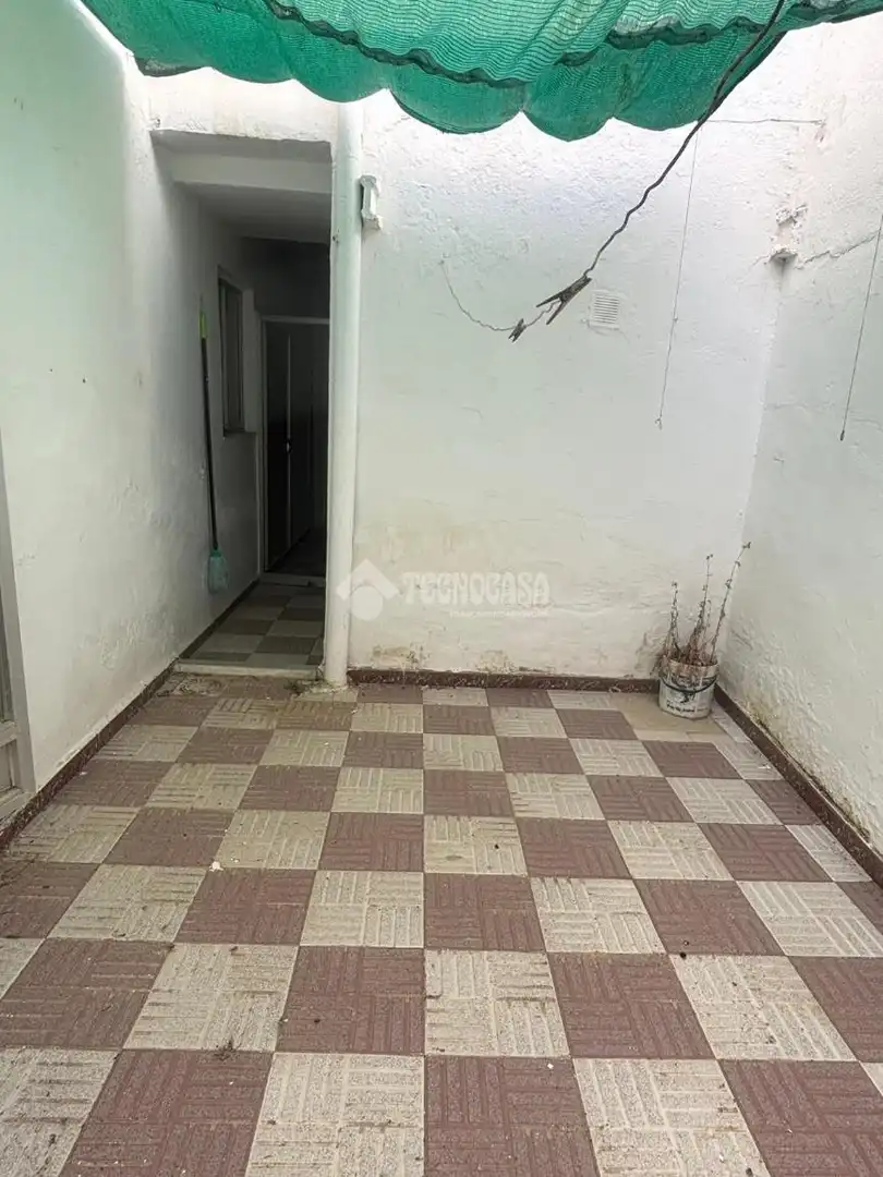 Commercial properties for sale in Jódar