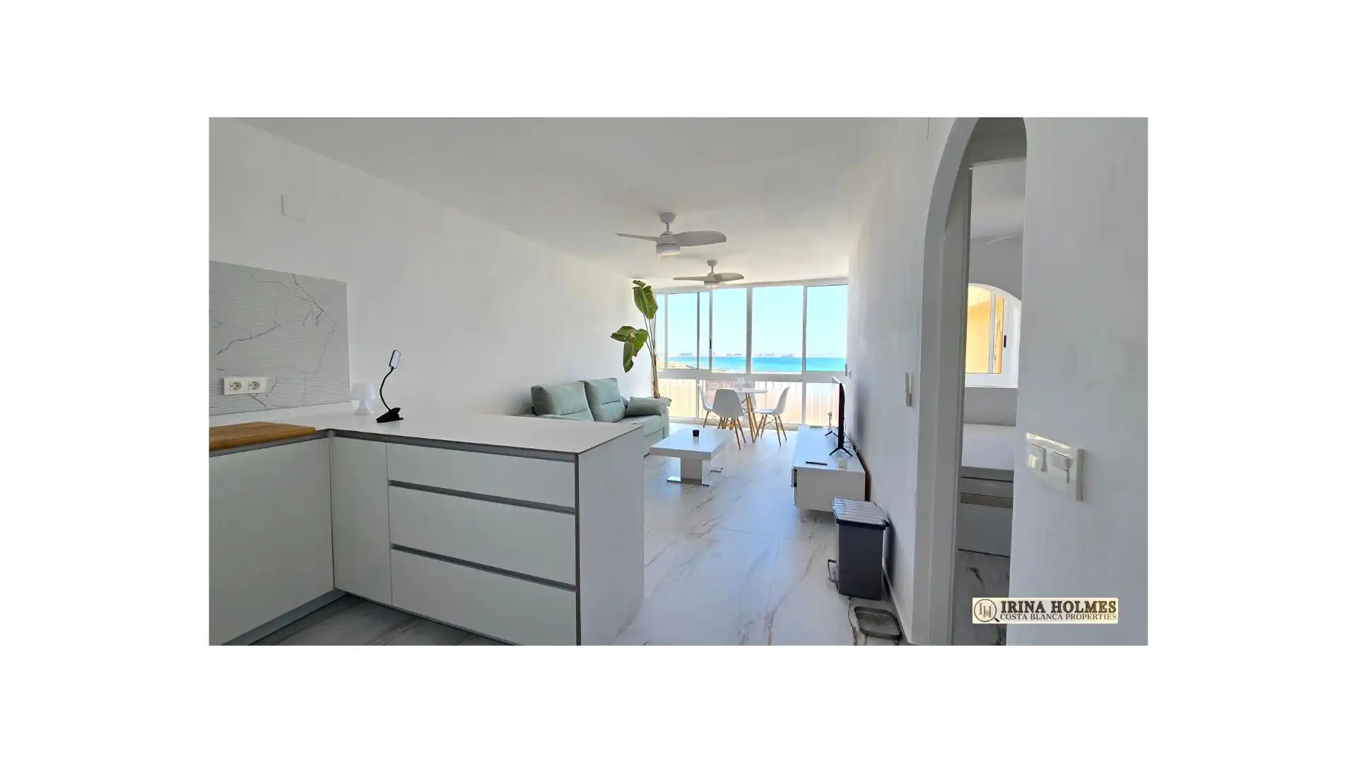 Habitación de Piso en venta en Torrevieja con Aire acondicionado, Jardín privado y Terraza