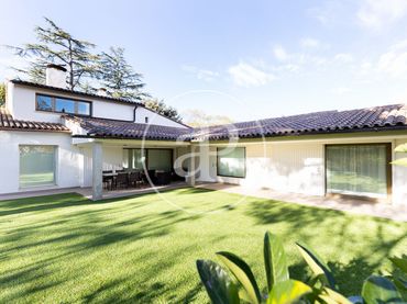 Maison avec jardin à vendre à Av. del Vallès