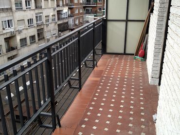Pis amb ascensor de lloguer a Calle del General Margallo 21