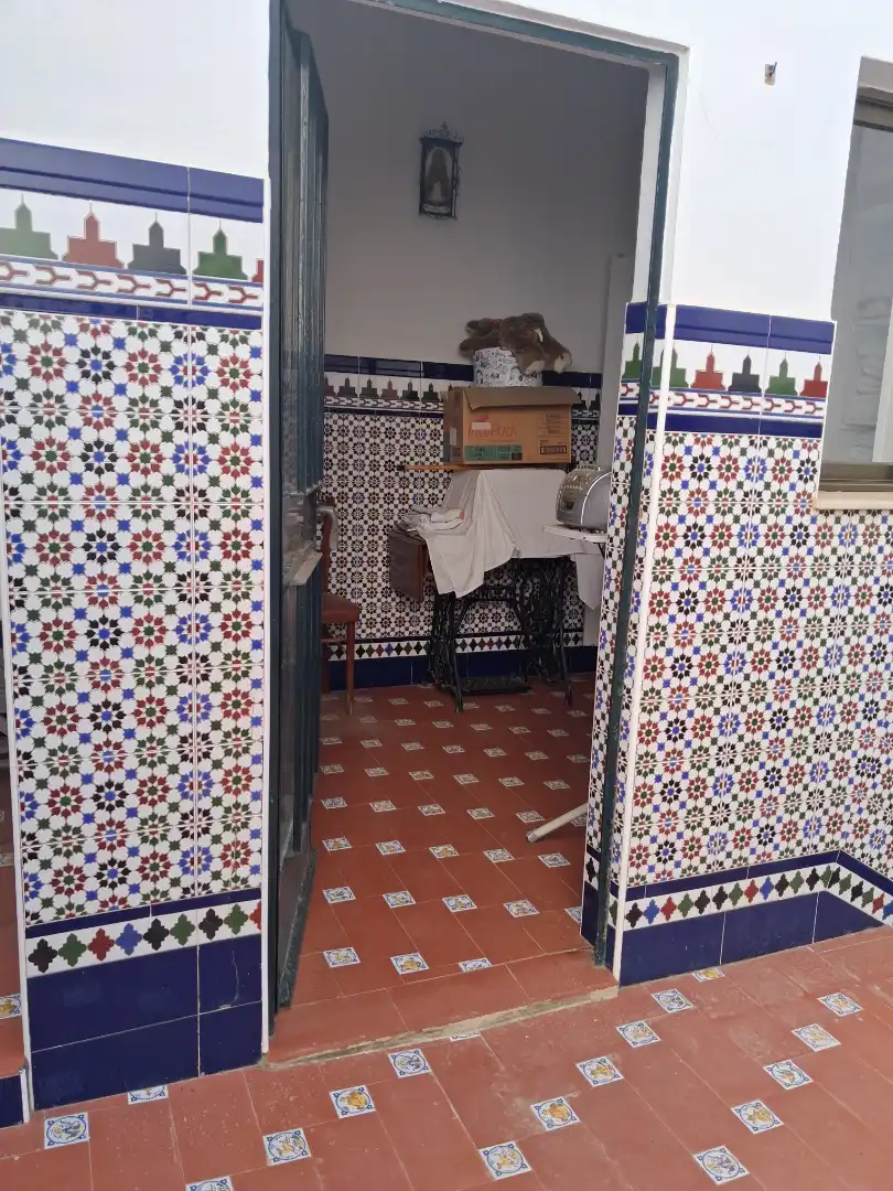 Haus oder Chalet zum Verkauf in La Puebla del Río mit Terrasse