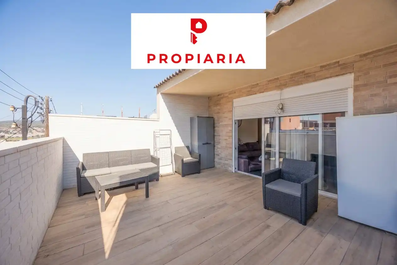 Terrassa de Casa o xalet en venda en Sant Vicenç Dels Horts amb Aire condicionat, Calefacció i Parquet