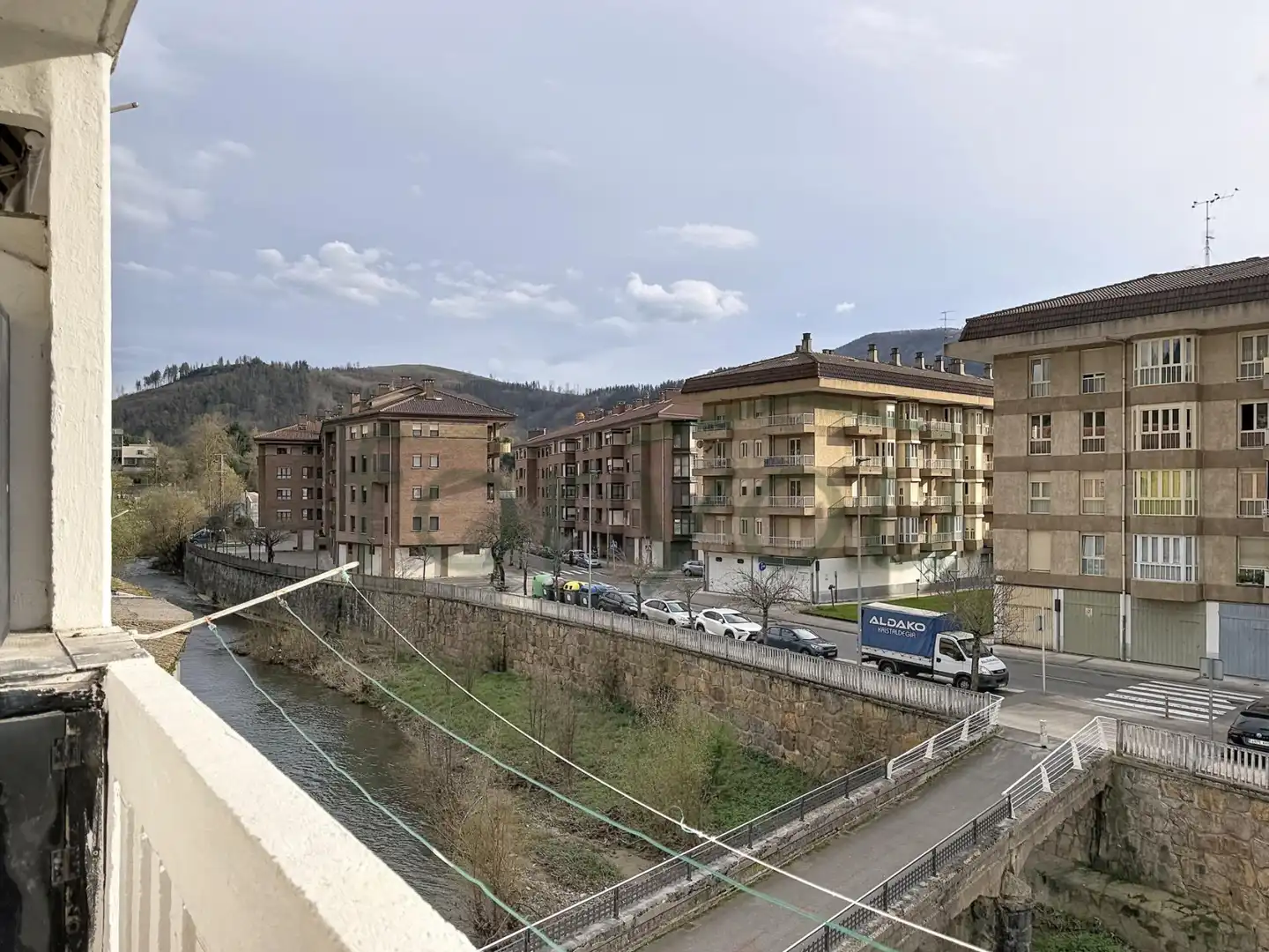 Vista exterior de Pis en venda en Azkoitia amb Traster i Balcó