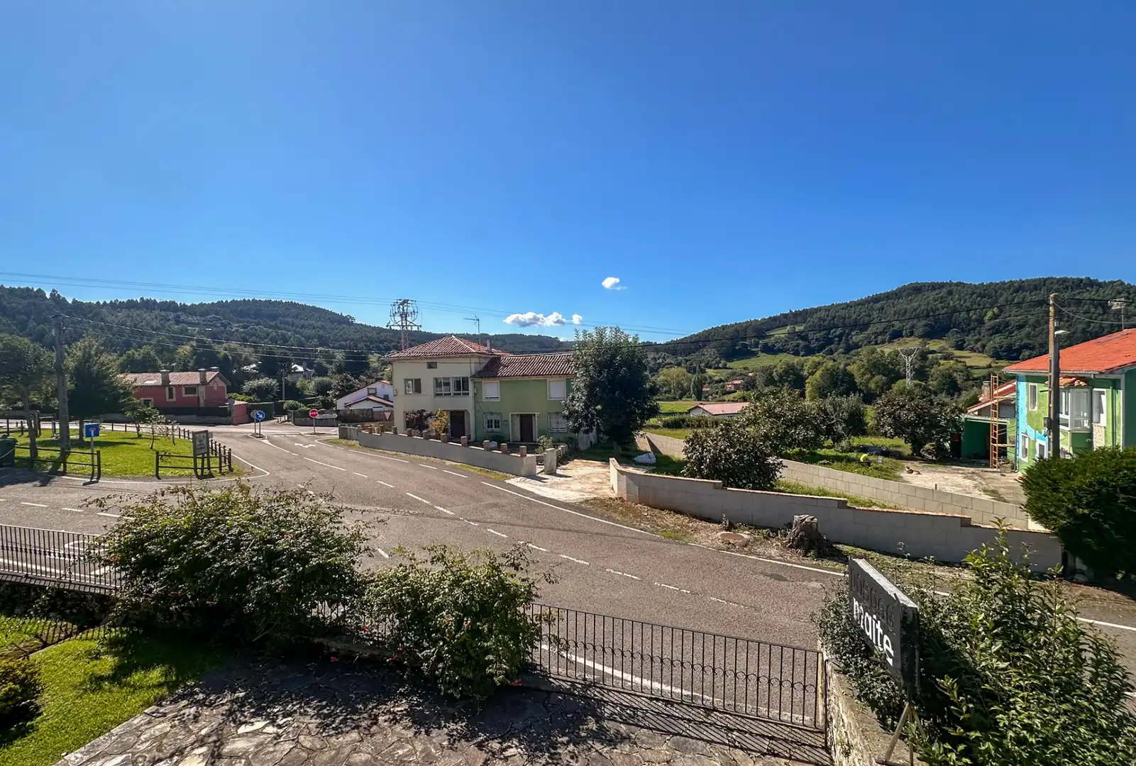 Vista exterior de Casa o chalet en venta en Alfoz de Lloredo con Calefacción, Jardín privado y Terraza