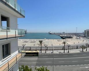 Exterior view of Office to rent in  Cádiz Capital  with Air Conditioner