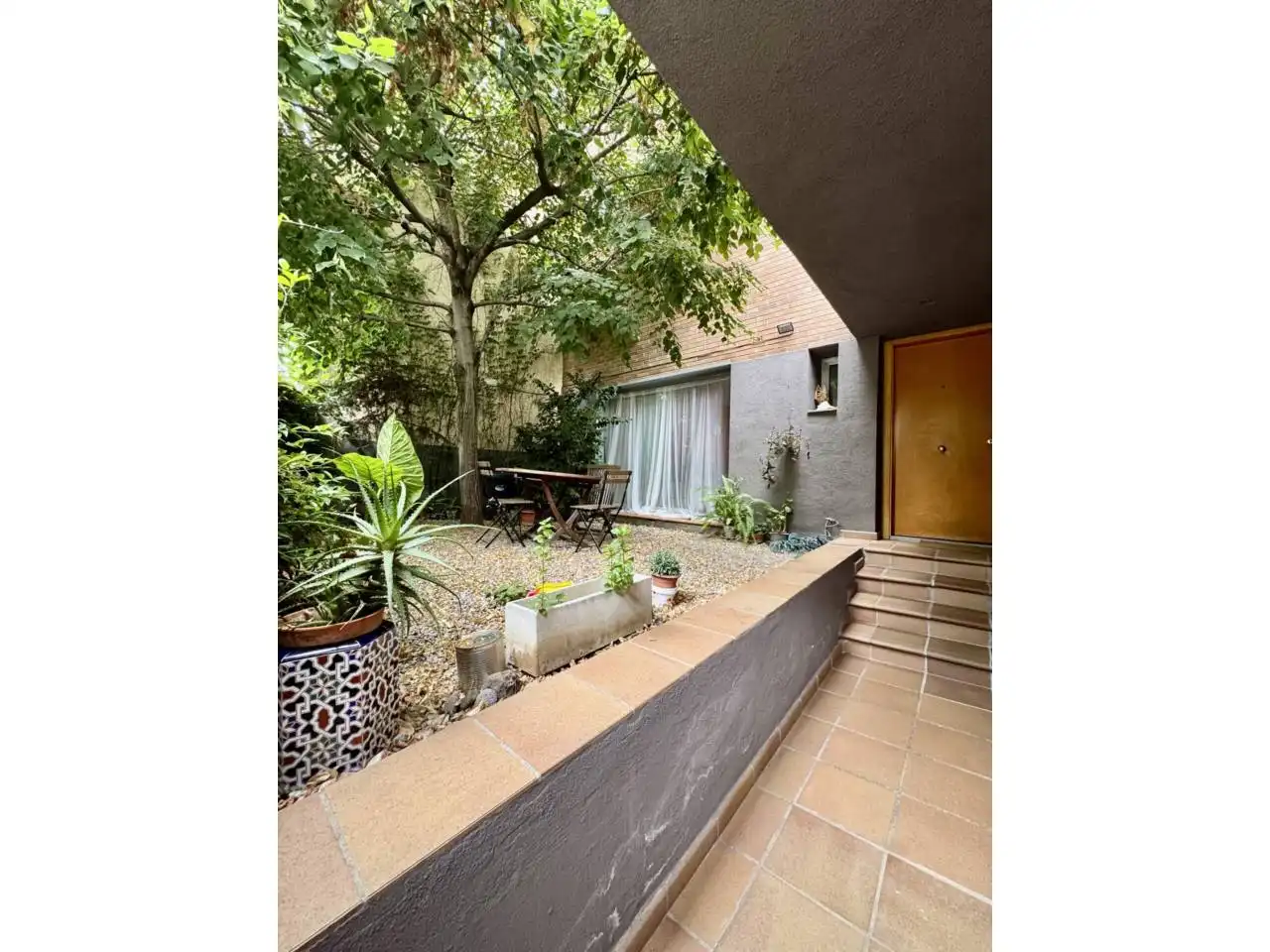 Vista exterior de Casa o chalet en venta en La Roca del Vallès con Aire acondicionado, Calefacción y Jardín privado