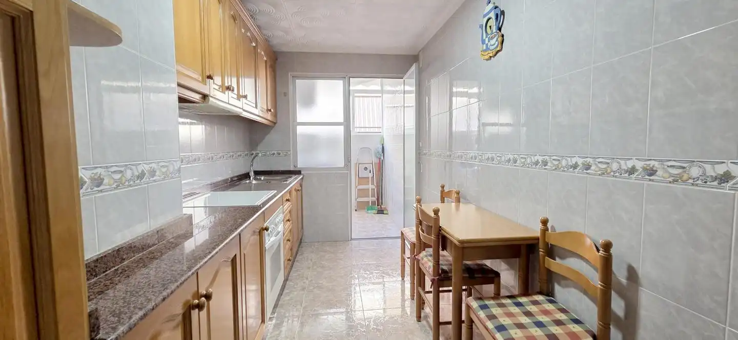 Piso de alquiler en Camí dels Magros - Casablanca