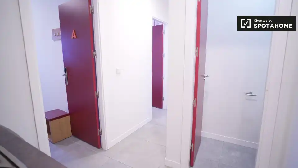 Room in Triana Oeste