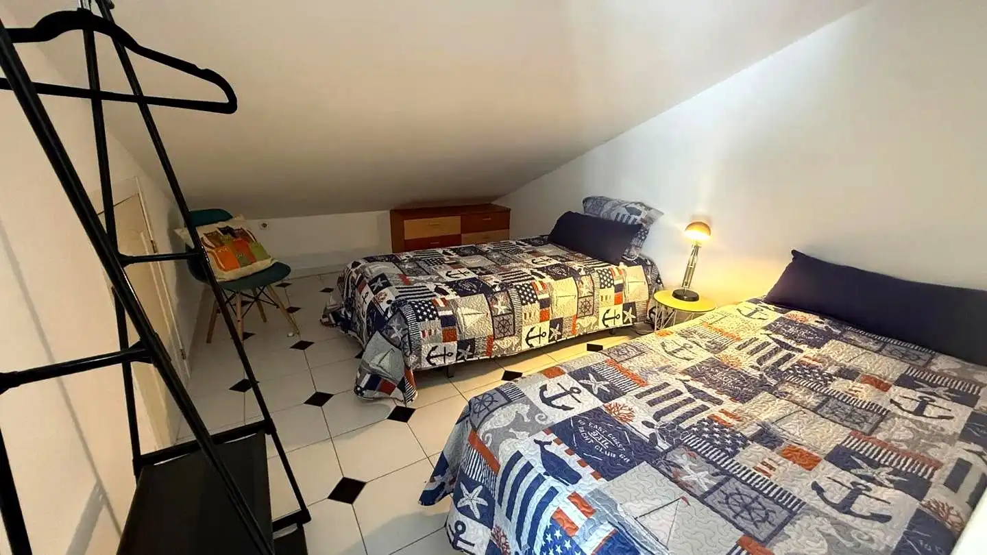 Habitación de Casa adosada en venta en Málaga con Aire acondicionado y Piscina comunitaria