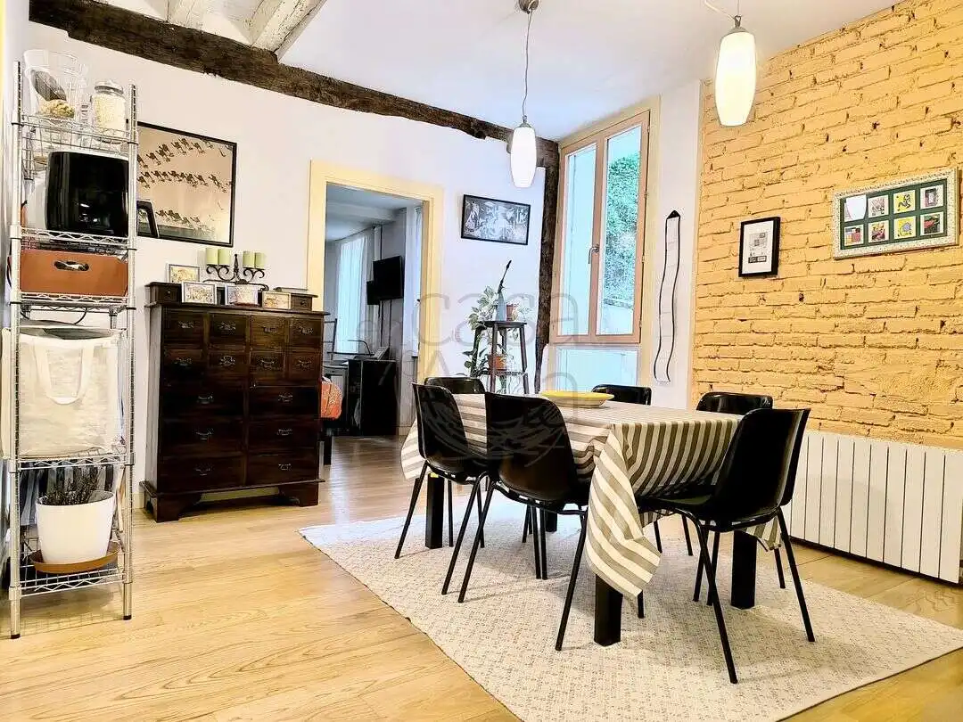 Comedor de Piso en venta en Bilbao  con Calefacción, Terraza y Balcón