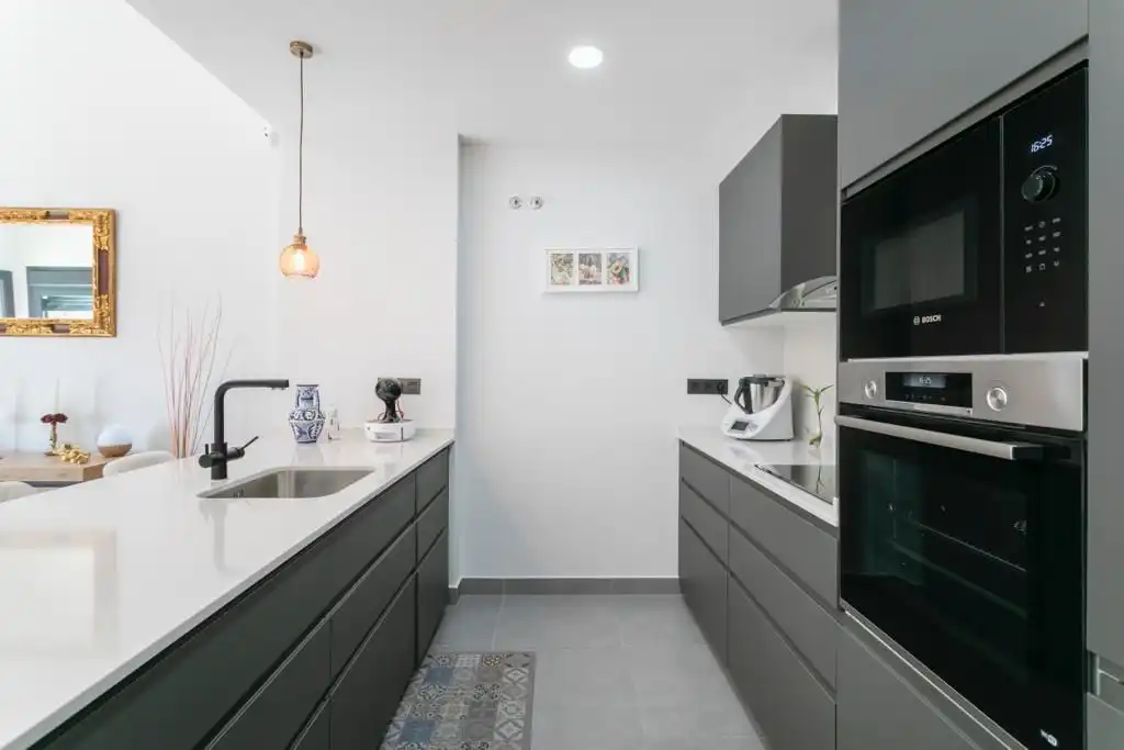 Cuina de Casa o xalet en venda en Daya Nueva amb Aire condicionat, Calefacció i Jardí privat