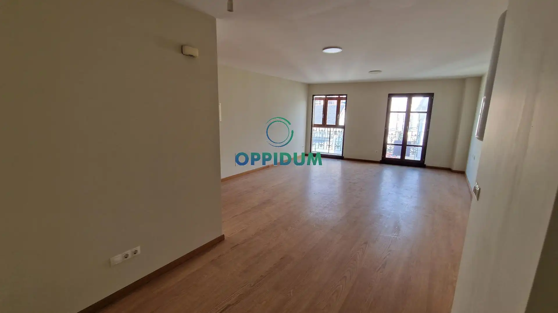 Appartamento con terrazza in vendita a Calle de Rodríguez Murias, imagen 3