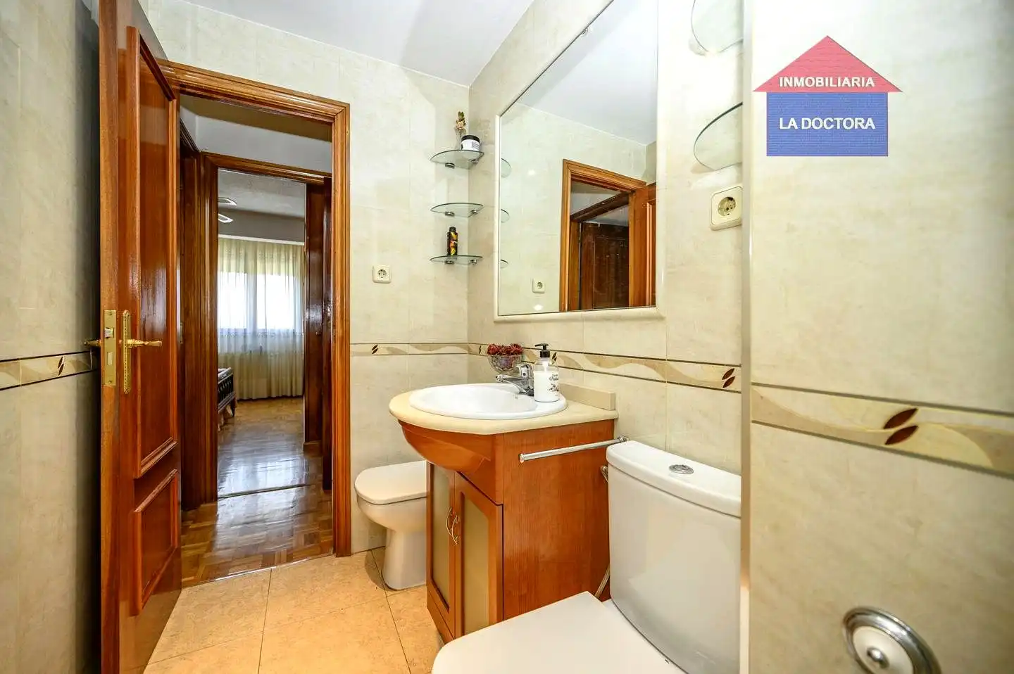 Baño de Piso en venta en Madrid con Aire acondicionado, Calefacción y Parquet