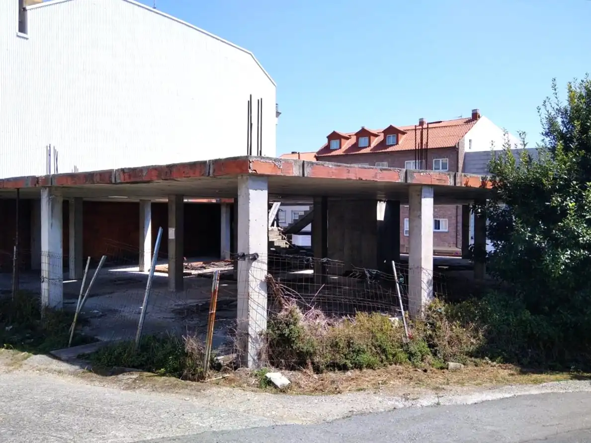 Gebäude zum Verkauf in Pastoriza