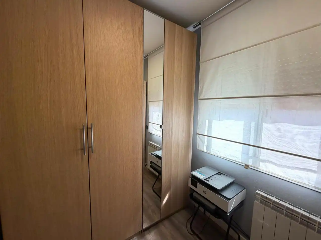 Habitación de Casa adosada en venta en Montcada i Reixac con Aire acondicionado, Calefacción y Jardín privado
