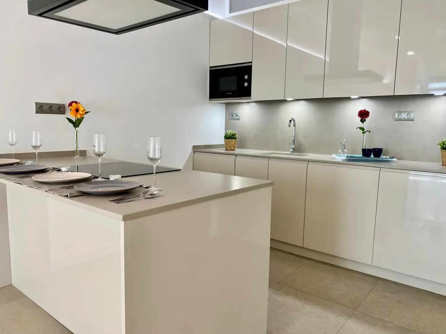 Cocina de Piso en venta en Vilanova i la Geltrú con Aire acondicionado, Calefacción y Jardín privado