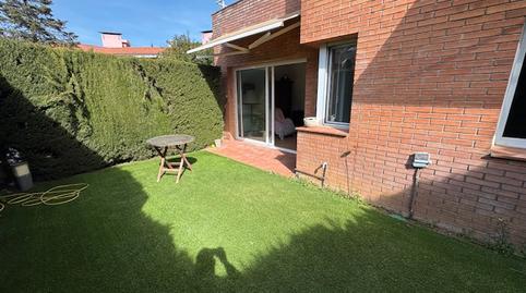 Foto 3 von Einfamilien-Reihenhaus zur Miete in Carrer D'elisenda Ribatallada, L'Eixample, Sant Cugat del Vallès