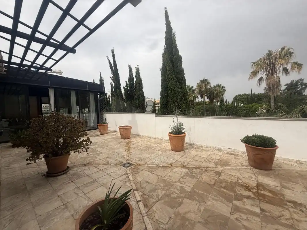 Terrasse von Büro zur Miete in Marbella mit Heizung