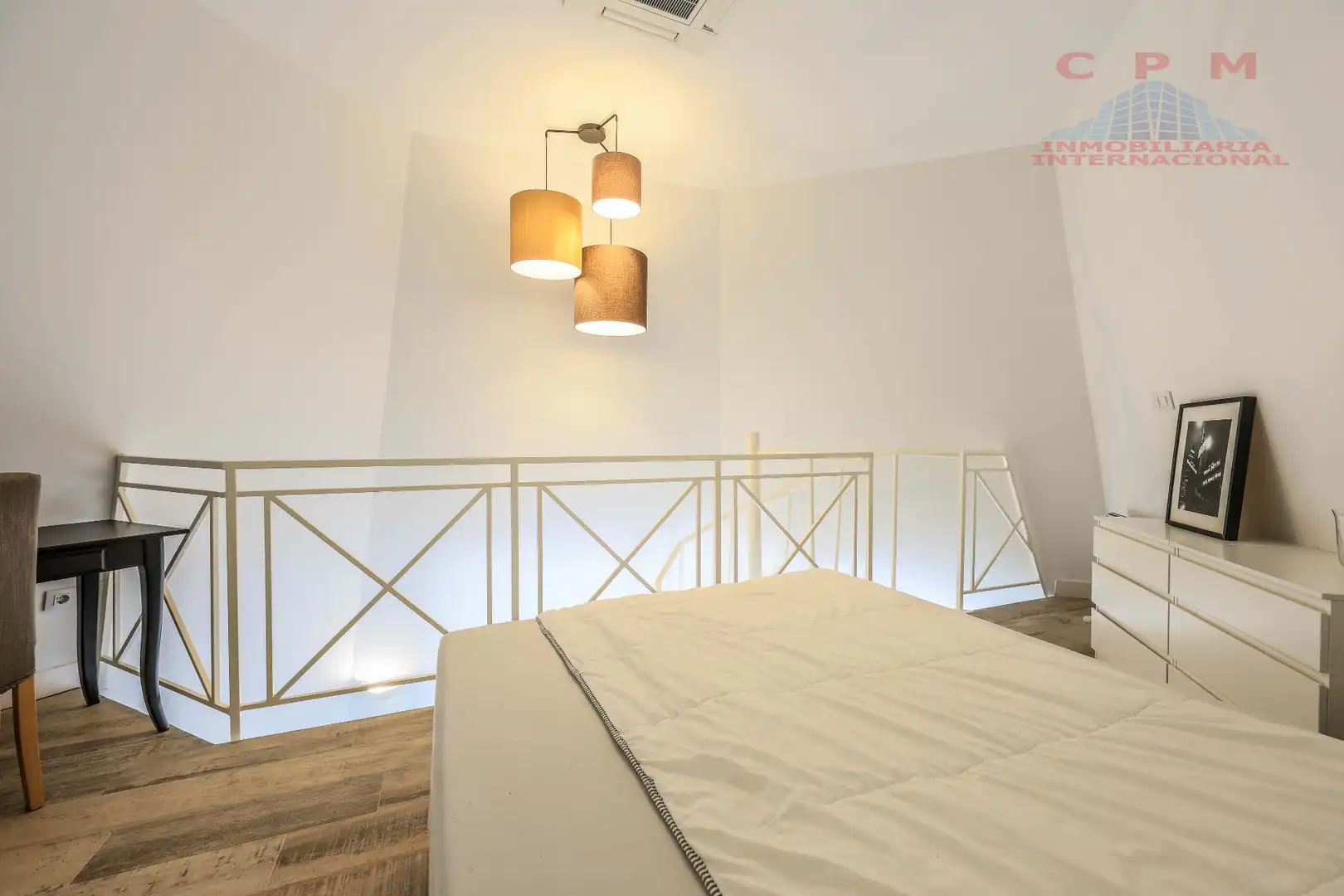 Bedroom of Duplexes for rent in Madrid  with Air Conditioner, Heating and Furnished